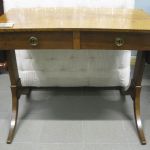 545 1137 DROP-LEAF TABLE